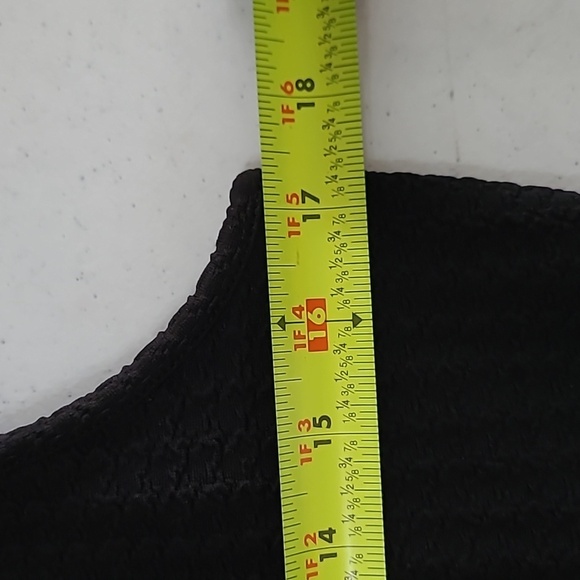 Vince Camuto women's black textured sleeveless dress size Medium - Picture 6 of 8